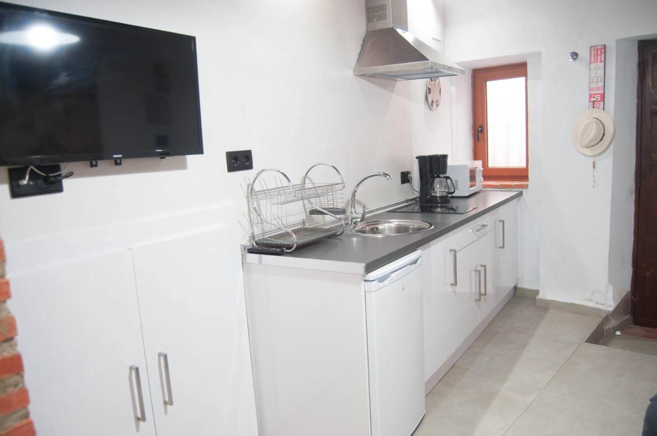 Caleros 8 Estudio - Apartamentos De La Parte Antigua De Caceres Luaran gambar