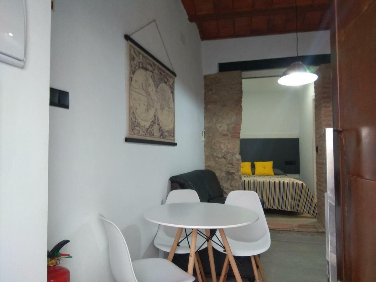 Caleros 8 Estudio - Apartamentos De La Parte Antigua De Caceres Luaran gambar